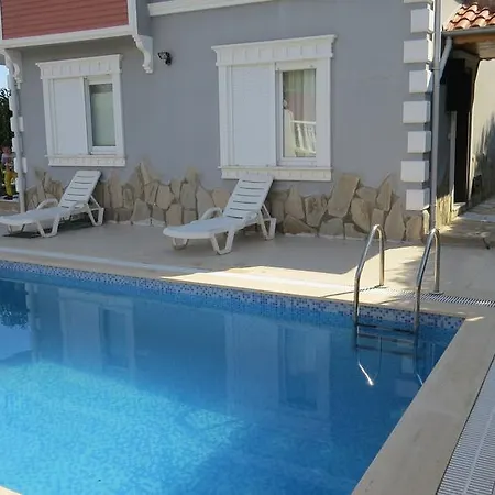 Zehra Alanya